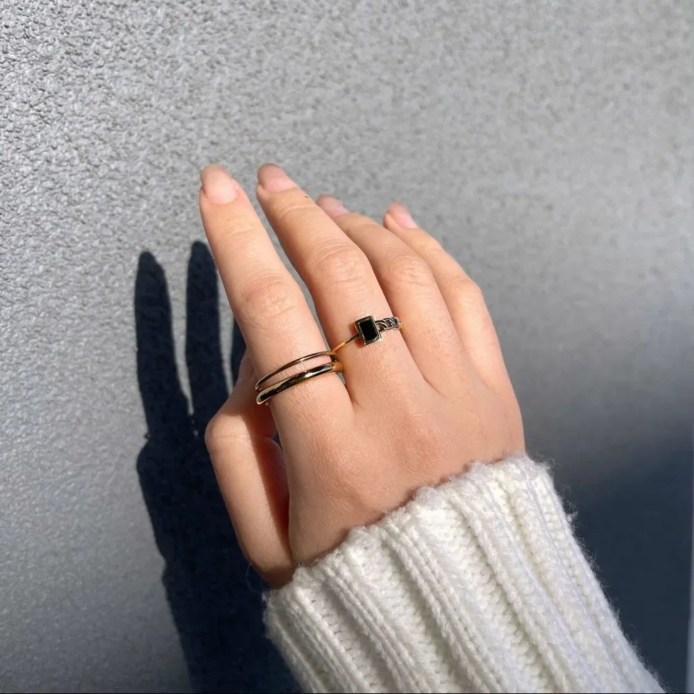 CLOSING SALE! 18K Gold Plated Mini Black Spinal Ring - Picture 6 of 8